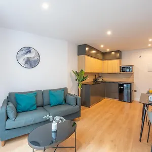 https://siroco-apartment-roof-pool-and-solarium.es-andalucia.com
